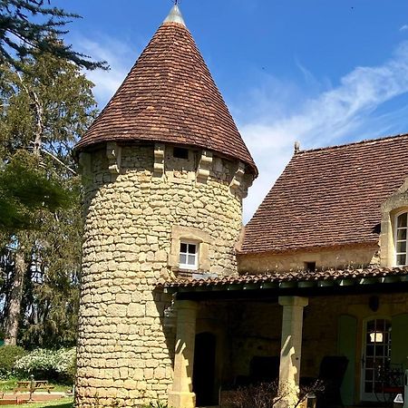 לה בוג Le Petit Chateau - Adults Only Property מראה חיצוני תמונה