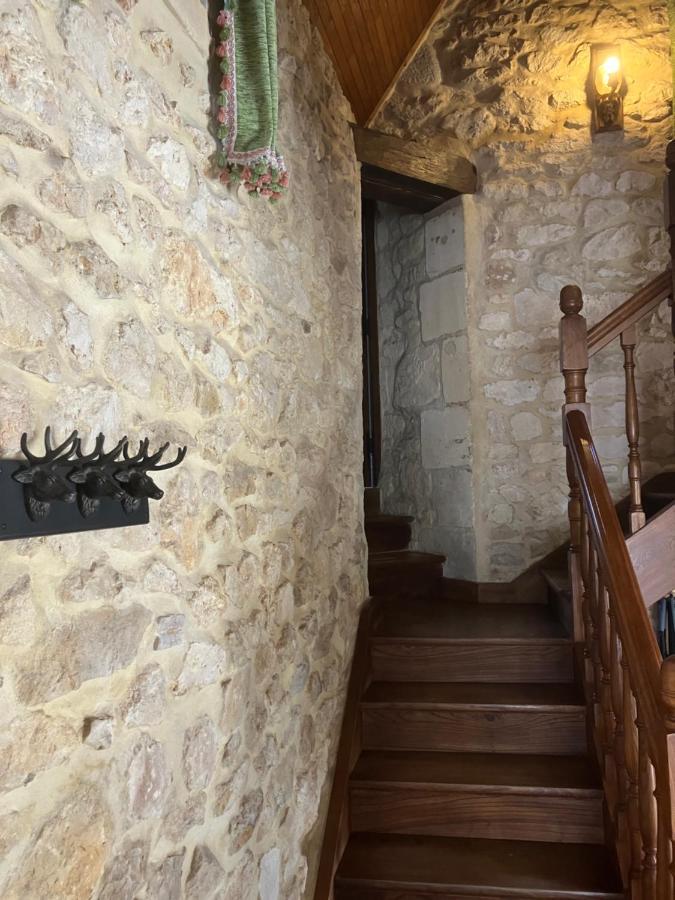 לה בוג Le Petit Chateau - Adults Only Property מראה חיצוני תמונה