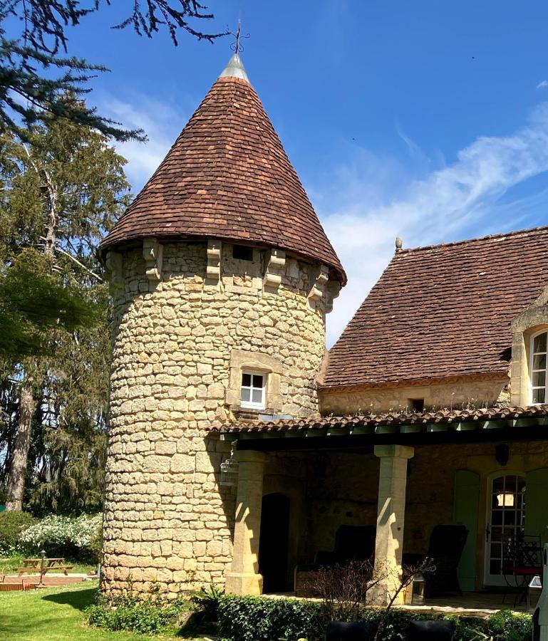 לה בוג Le Petit Chateau - Adults Only Property מראה חיצוני תמונה