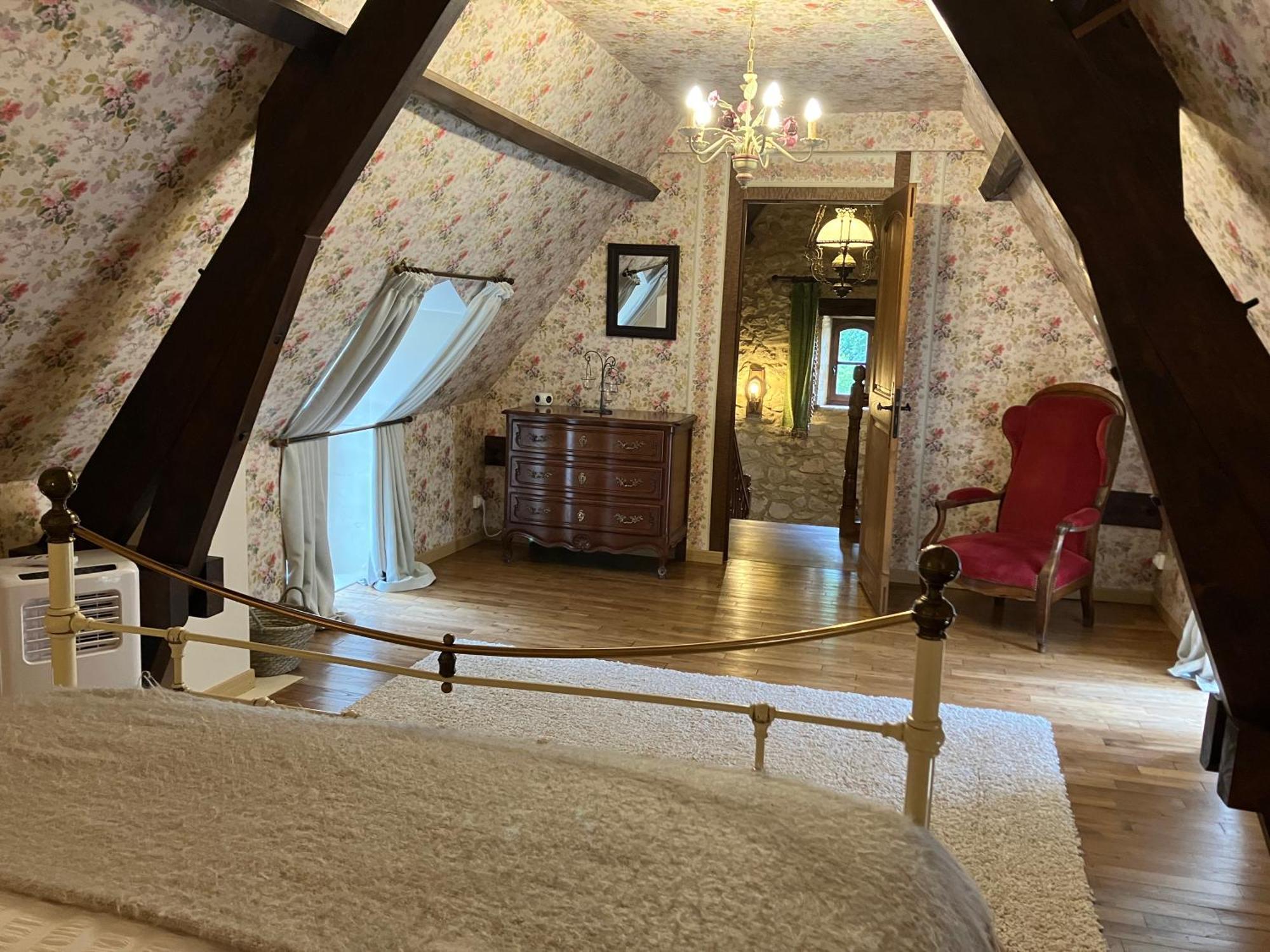 לה בוג Le Petit Chateau - Adults Only Property מראה חיצוני תמונה
